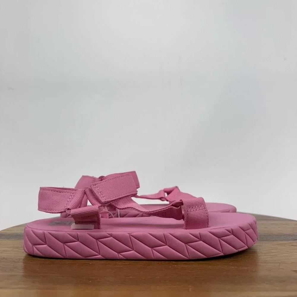 New Big Kids Dolce Vita Zaidey Strappy‎ Platform Pink Sandals Size 4 Y